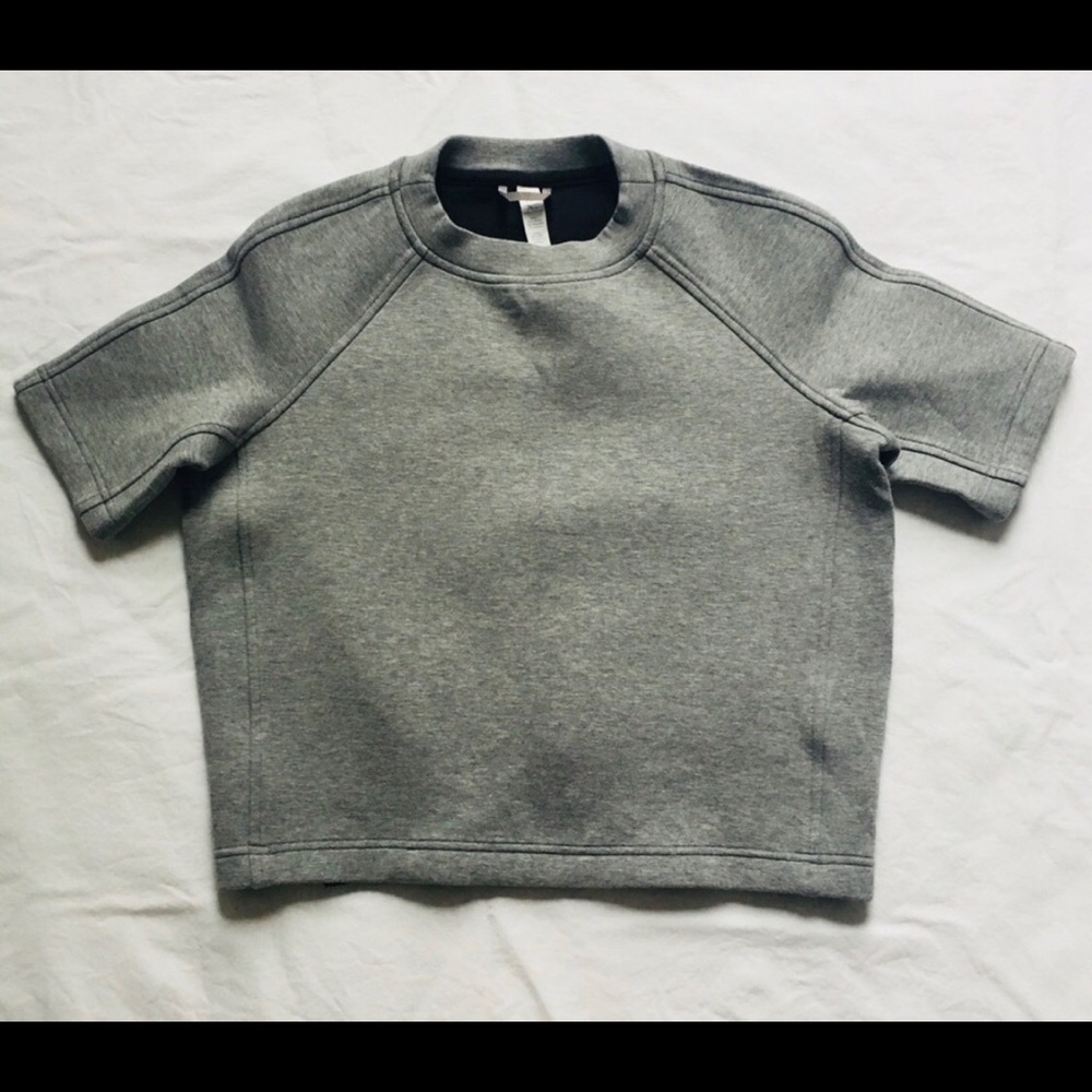 Lululemon Cropped Short Sleeve